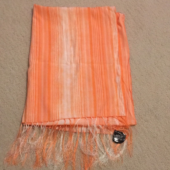 OZSOY Creation Large Shawl - Picture 4 of 13